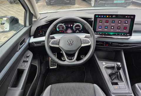 2024 Volkswagen Golf VIII — sličica 16