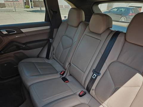 2011 Porsche Cayenne — sličica 11