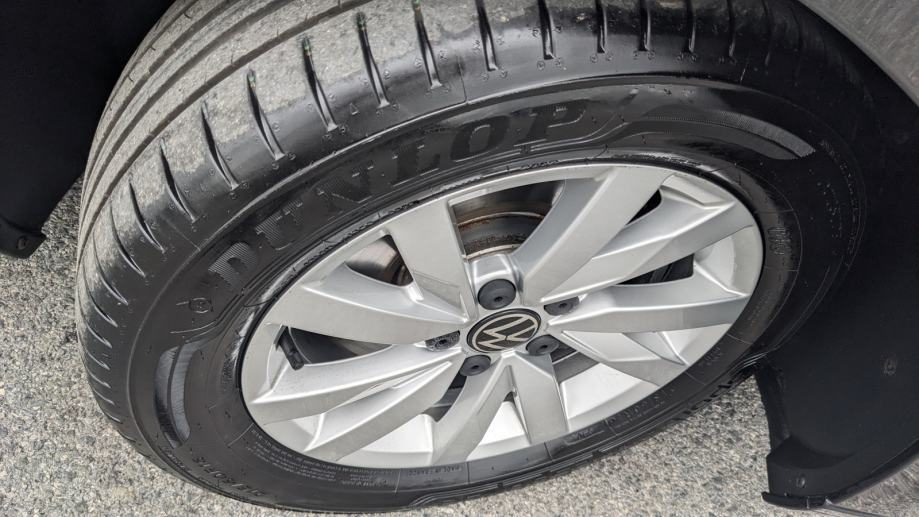 2023 Volkswagen Passat — fotografija 8