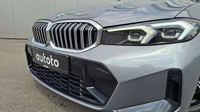 2023 BMW Serija 3 — fotografija 28