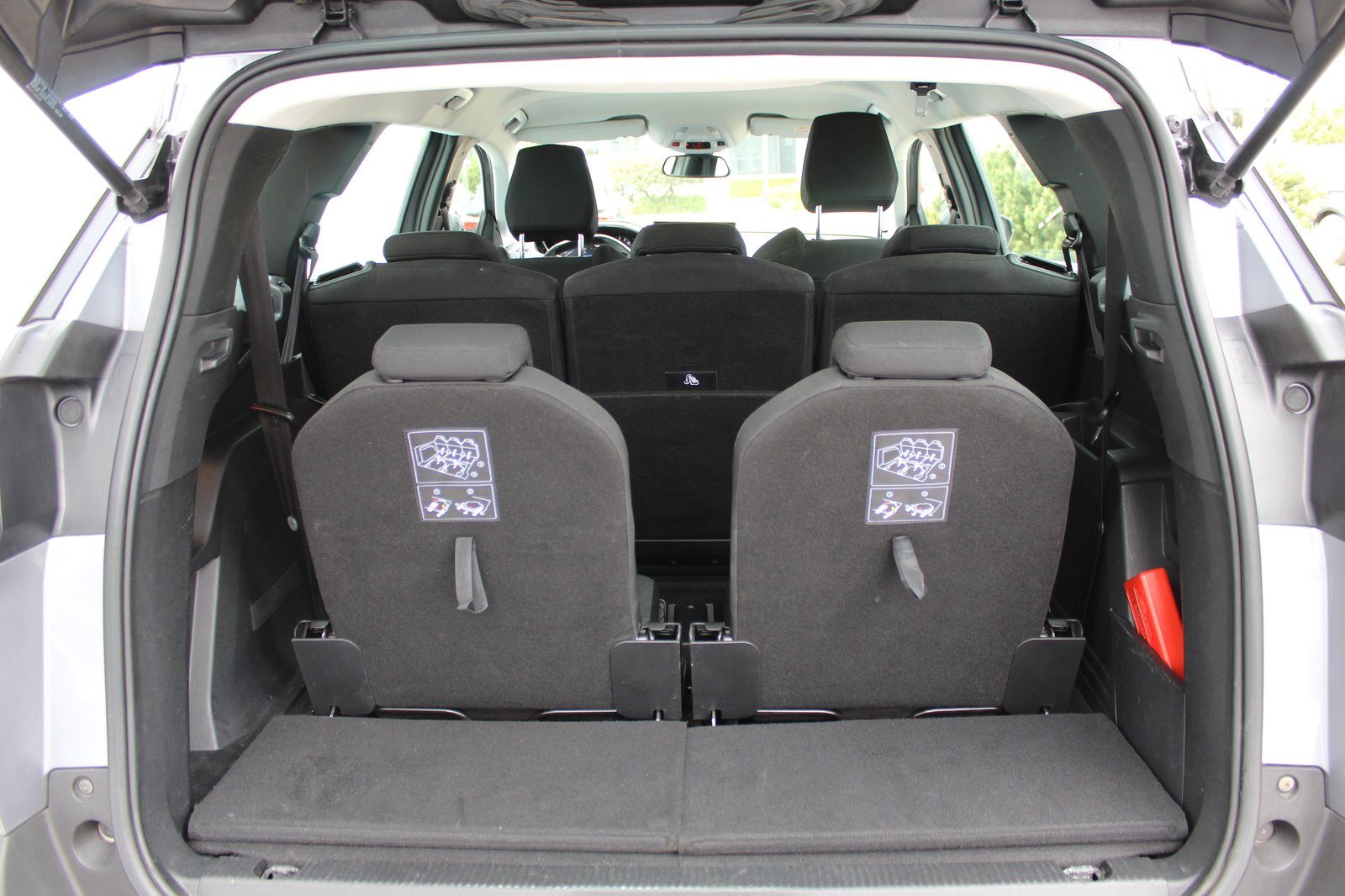2021 Peugeot 5008 — fotografija 16