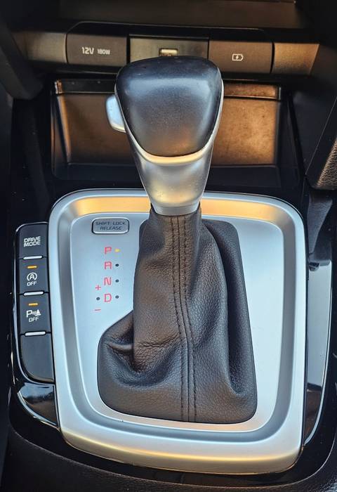 2021 Kia XCeed — sličica 13