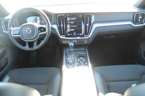 2019 Volvo V60 — sličica 13