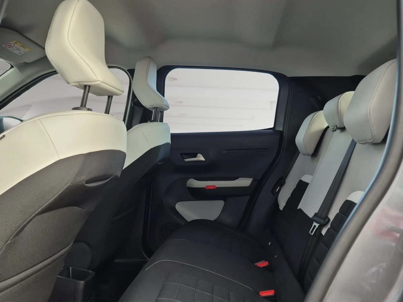 2025 Citroën C3 — fotografija 11