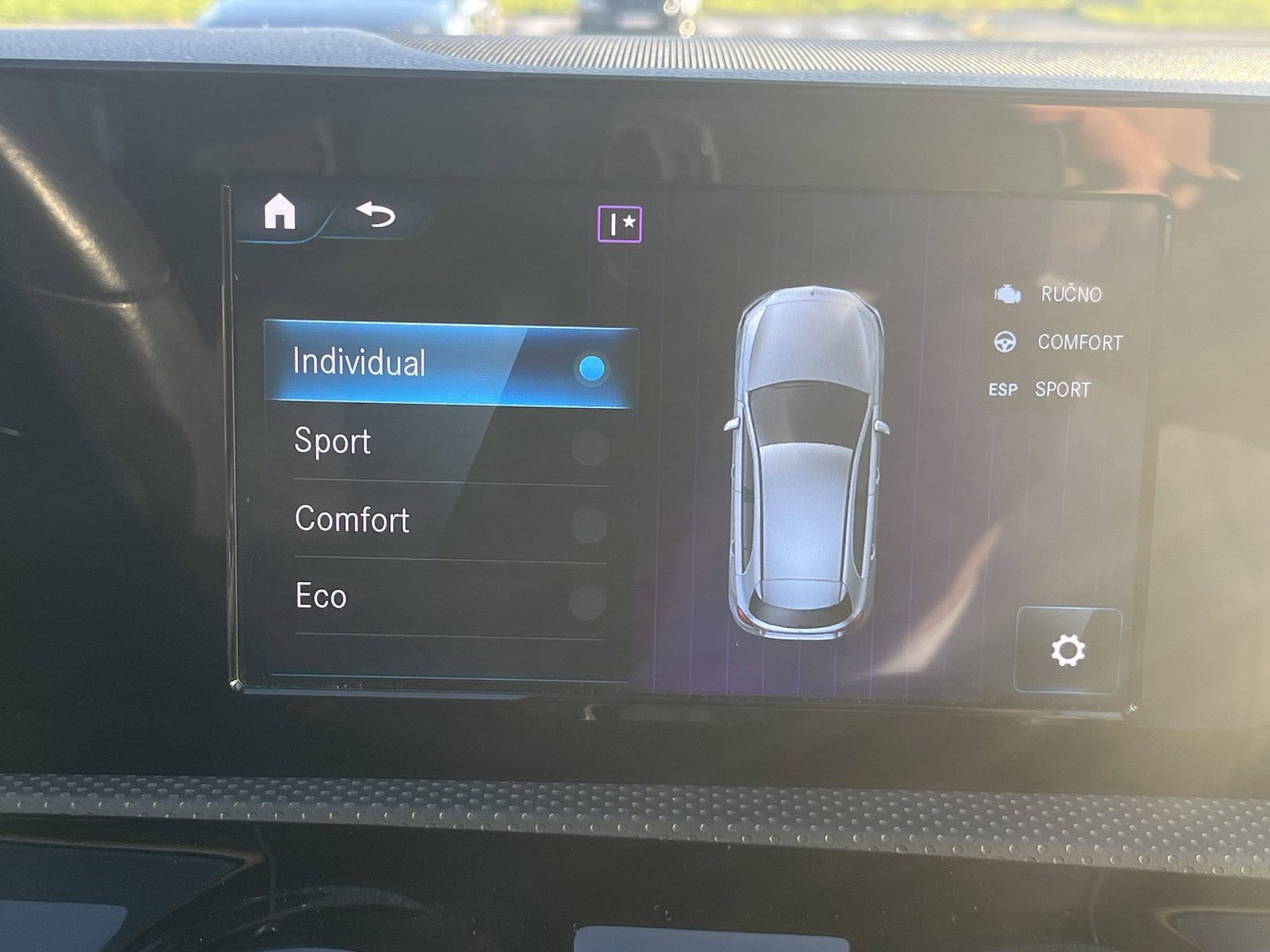 2019 Mercedes-Benz A-klasa — fotografija 30