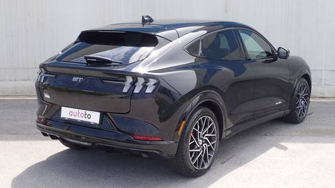 2022 Ford Mustang — sličica 4