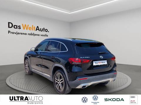 2021 Mercedes-Benz GLA — sličica 3