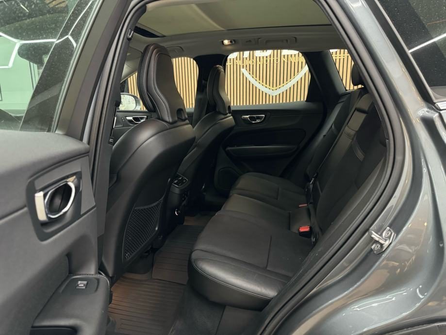 2019 Volvo XC60 — fotografija 14