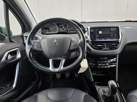2017 Peugeot 2008 — sličica 13