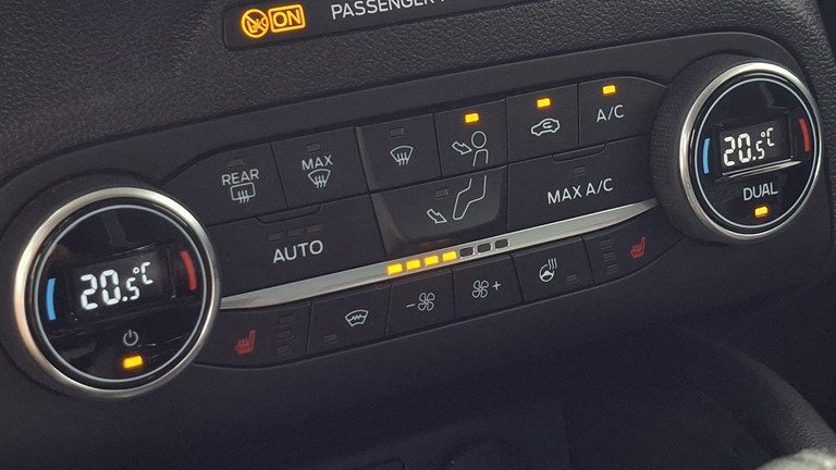 2022 Ford Focus — fotografija 14