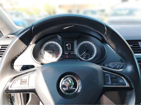 2019 Škoda Octavia Combi — sličica 8