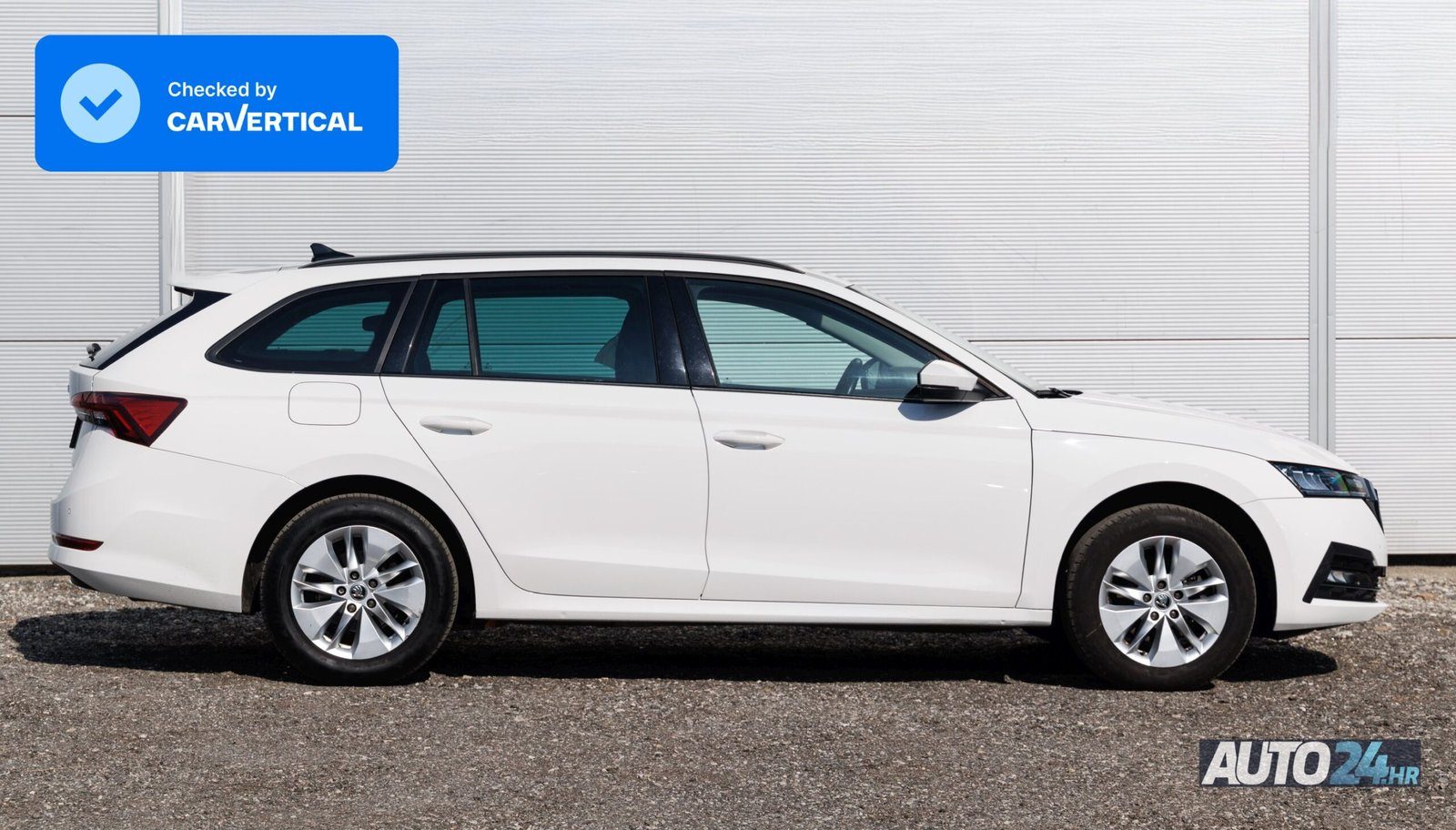 2022 Škoda Octavia — fotografija 4
