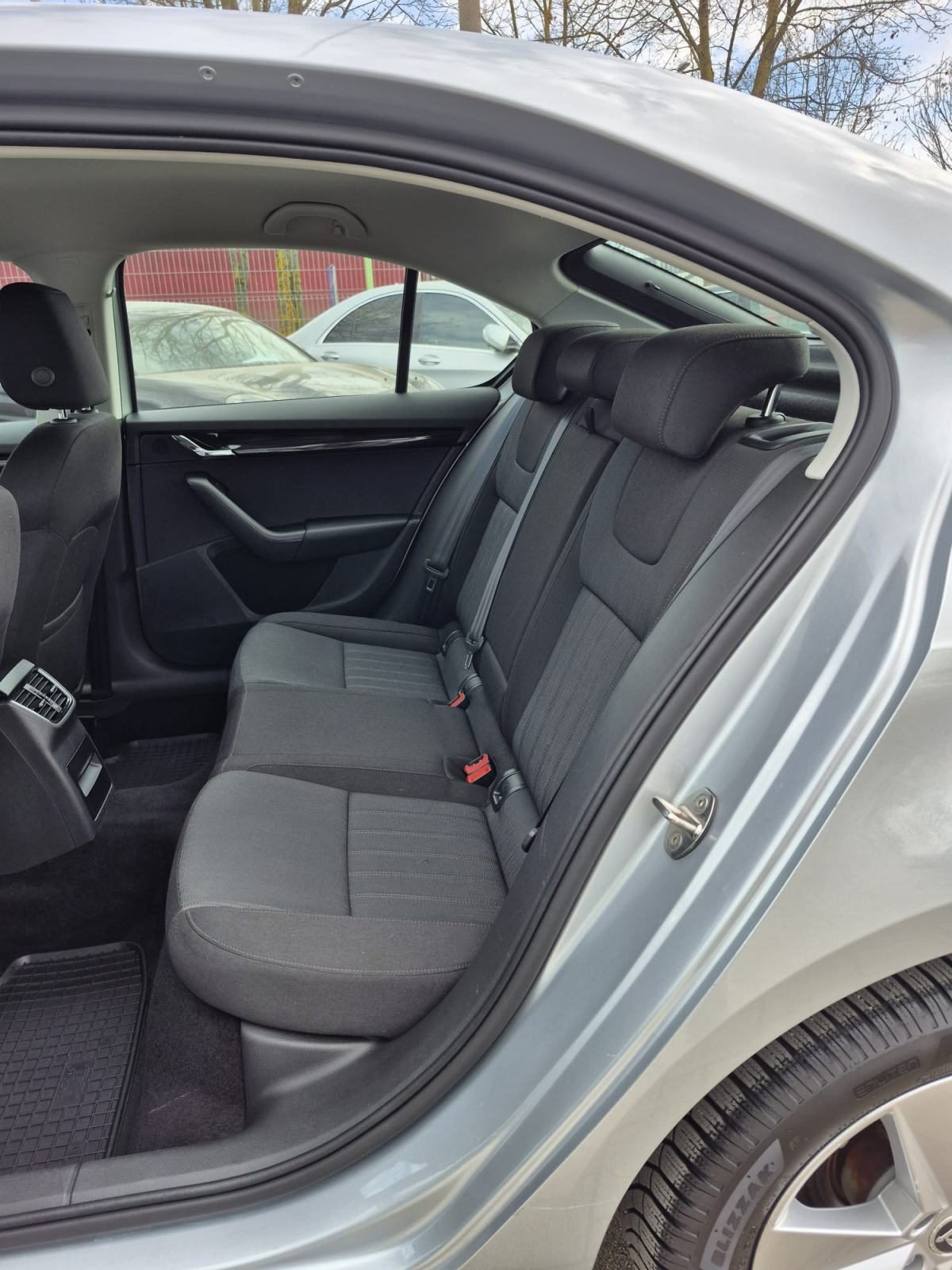 Škoda Octavia — fotografija 20