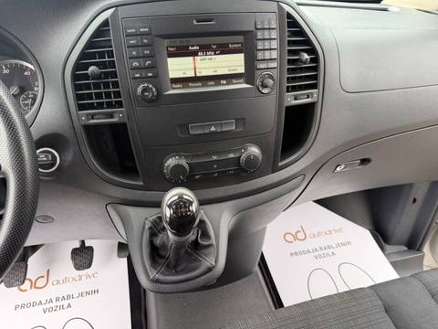 2016 Mercedes-Benz Vito — sličica 17