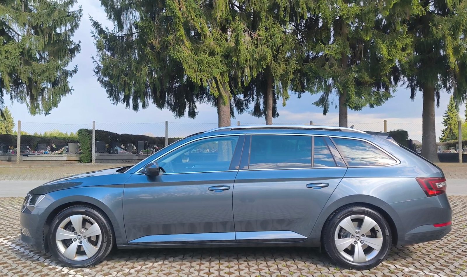 2019 Škoda Superb — fotografija 5