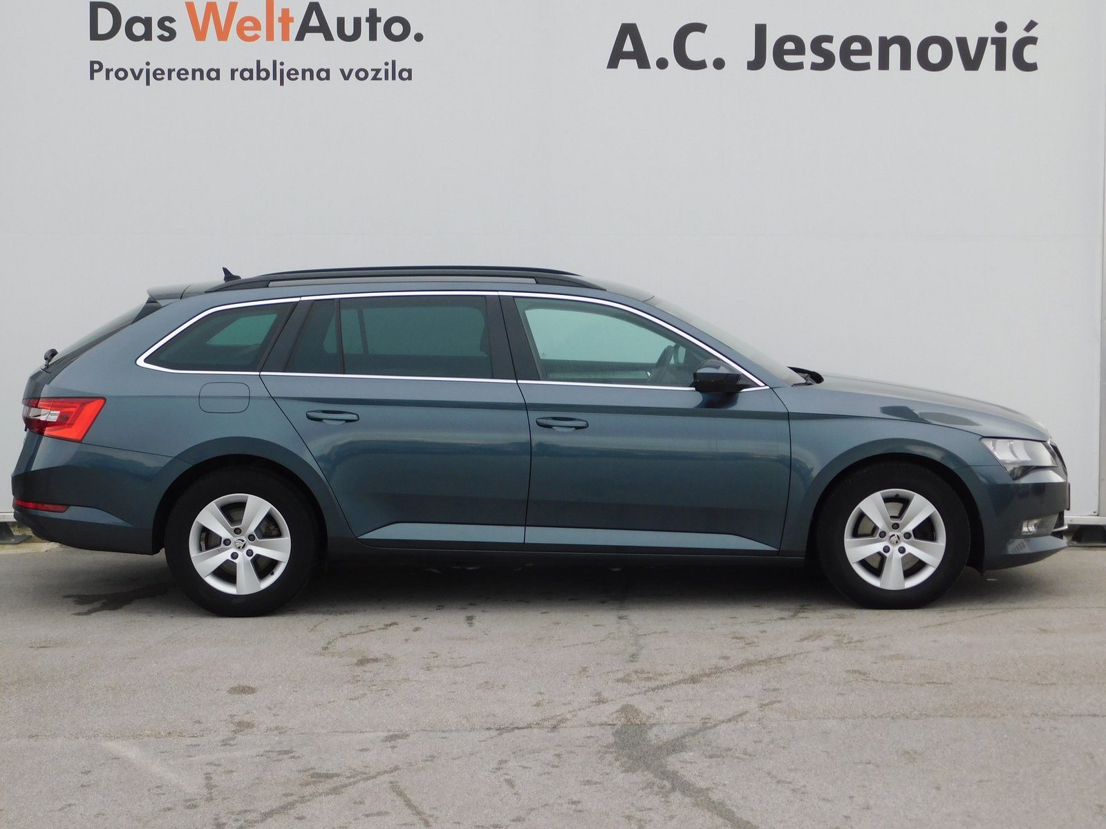 2016 Škoda Superb Combi — fotografija 4