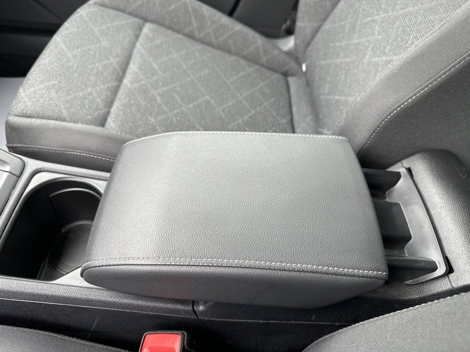 2024 Volkswagen Golf — fotografija 22