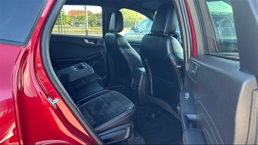 2023 Ford Kuga — fotografija 25