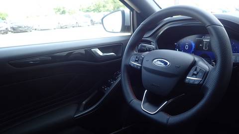 2022 Ford Focus — sličica 8
