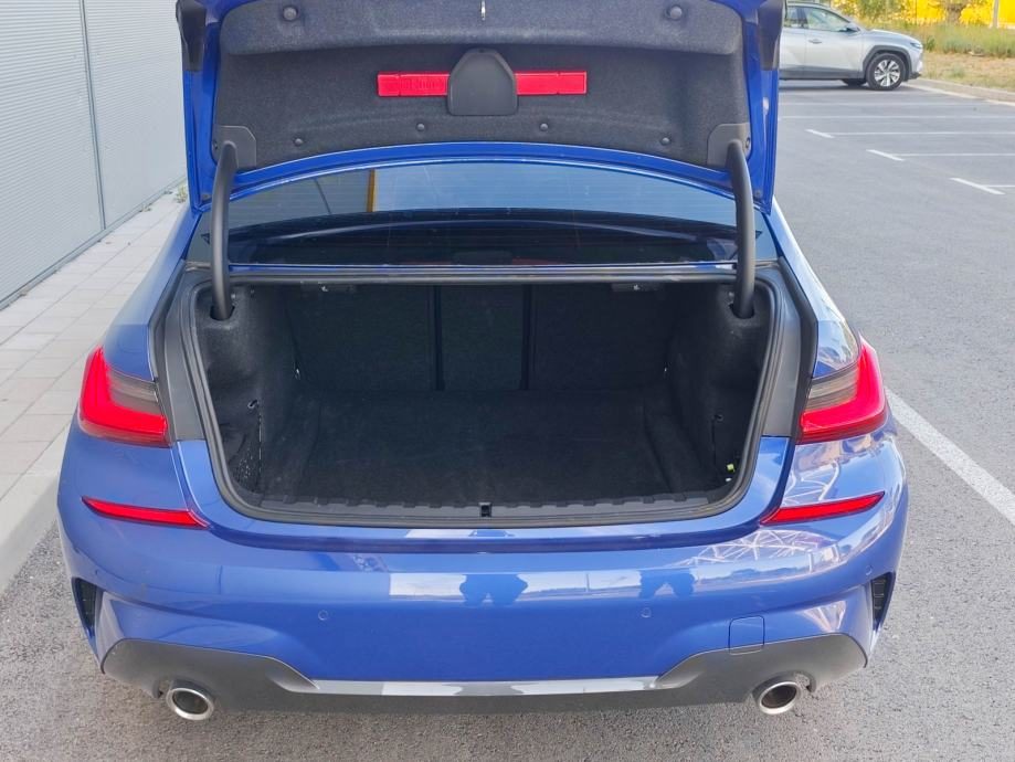2022 BMW Serija 3 — fotografija 11