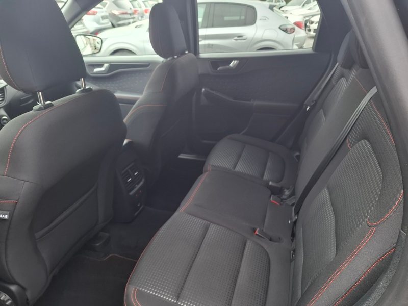 2020 Ford Kuga — fotografija 10