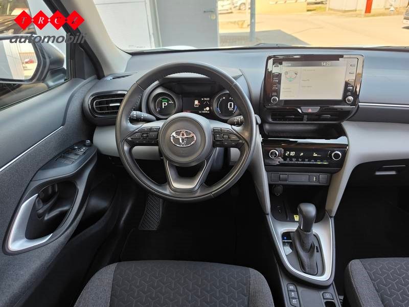 2022 Toyota Yaris — fotografija 9