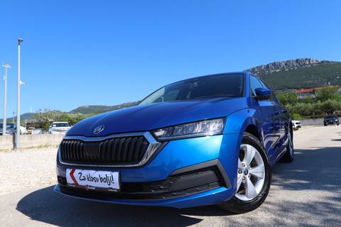 2021 Škoda Octavia — sličica 18
