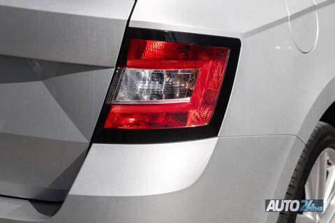 2015 Škoda Fabia Combi Style — sličica 10