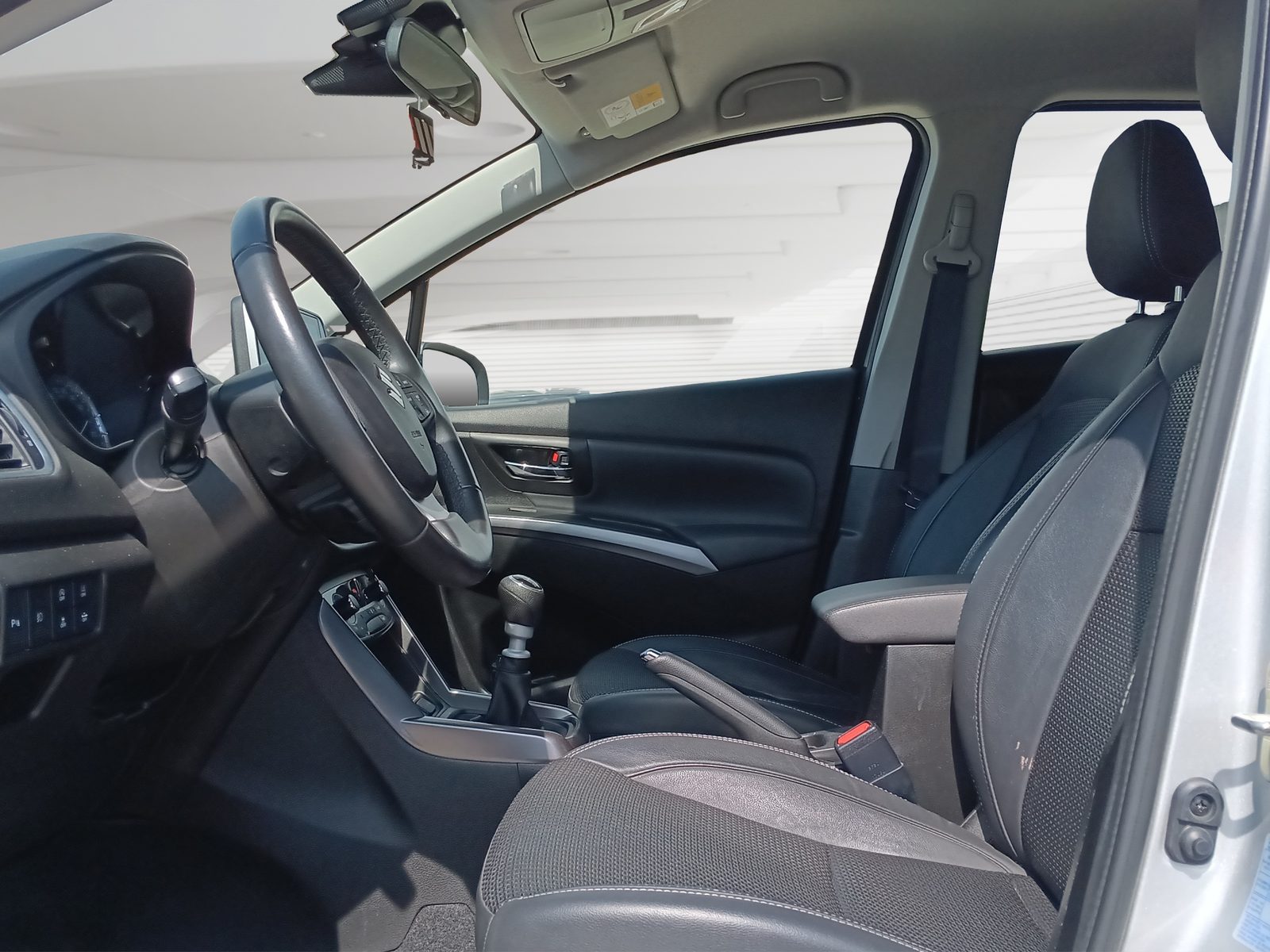 2023 Suzuki SX4 S-Cross — fotografija 10