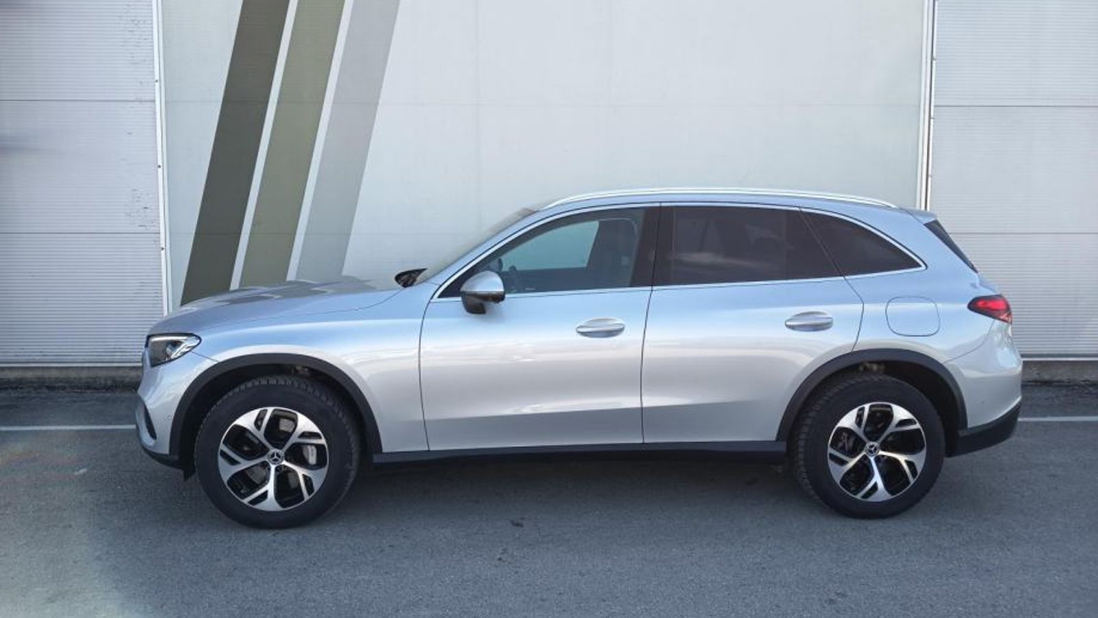 2023 Mercedes-Benz GLC Avantgarde — fotografija 6