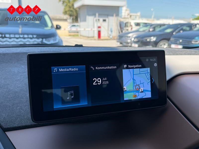 2022 BMW i3 — fotografija 10