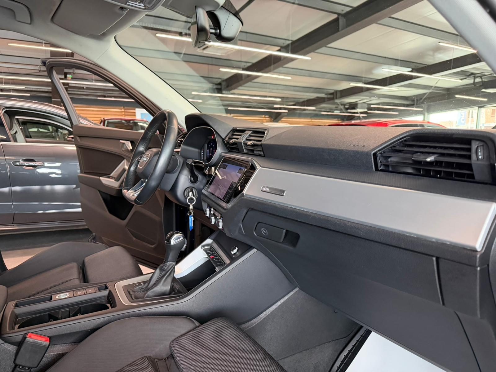 2019 Audi Q3 — fotografija 20
