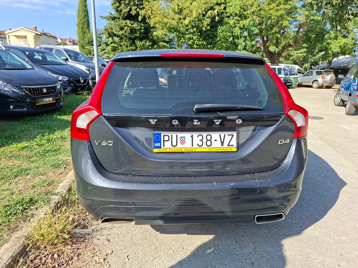 2015 Volvo V60 — fotografija 4