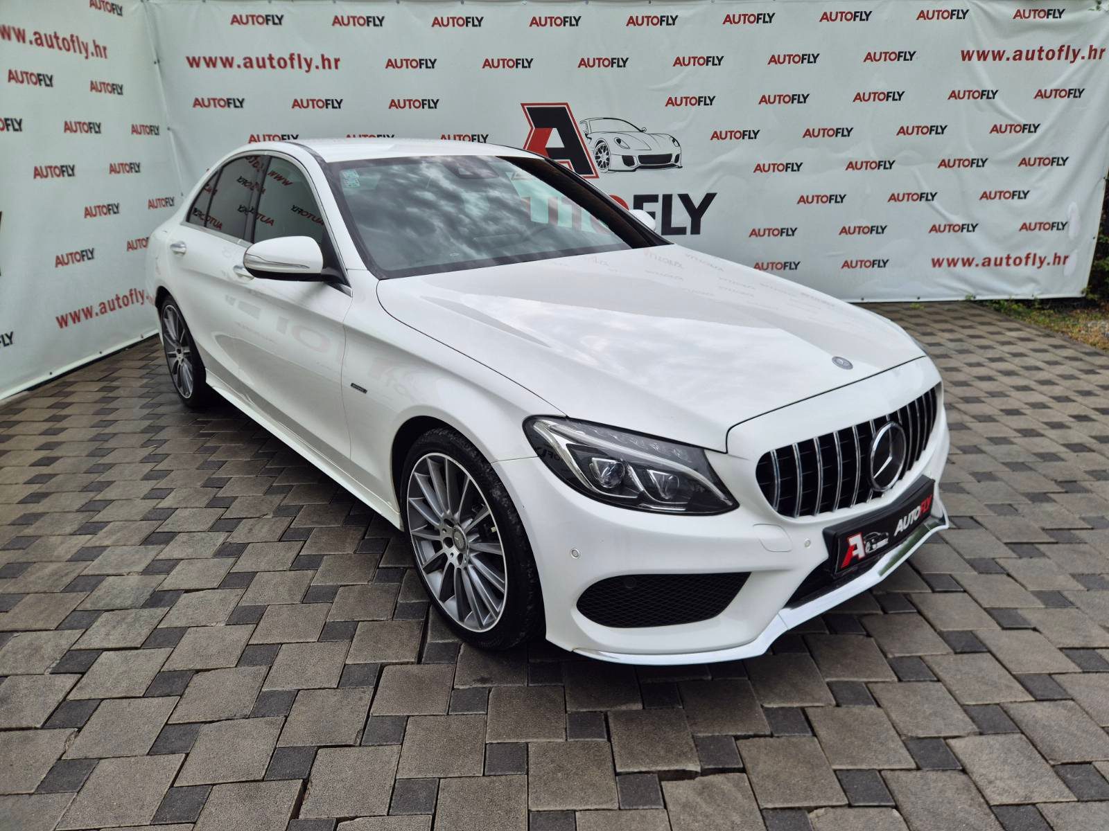 2015 Mercedes-Benz C-klasa — fotografija 10