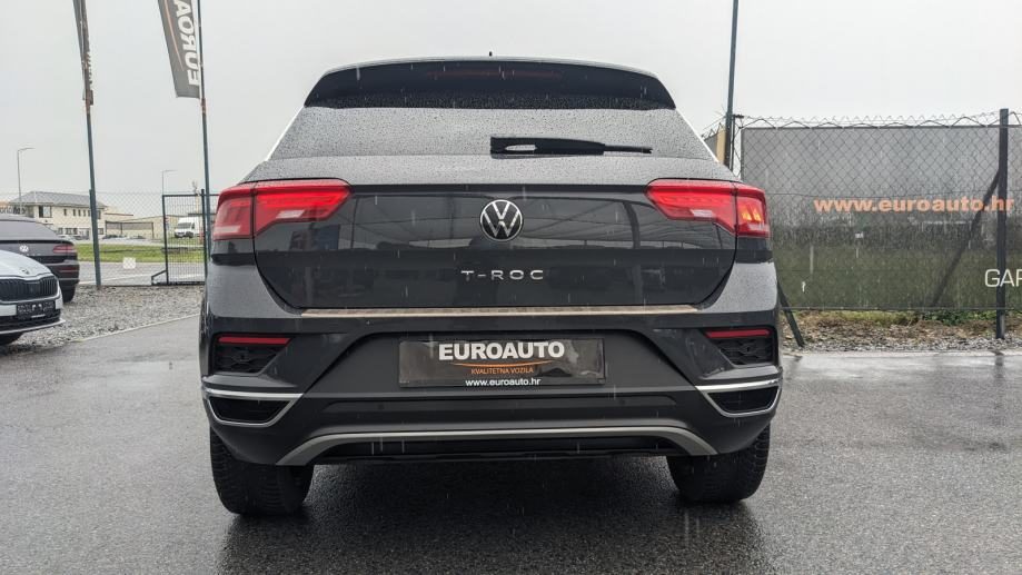 2021 Volkswagen T-Roc — fotografija 8