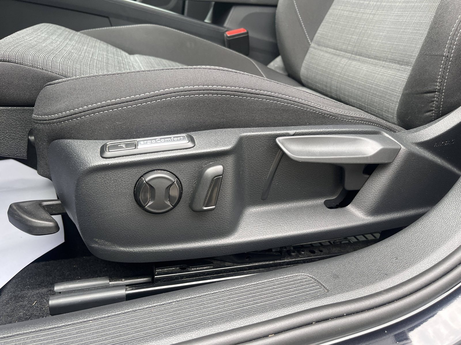 2022 Volkswagen Passat — fotografija 26