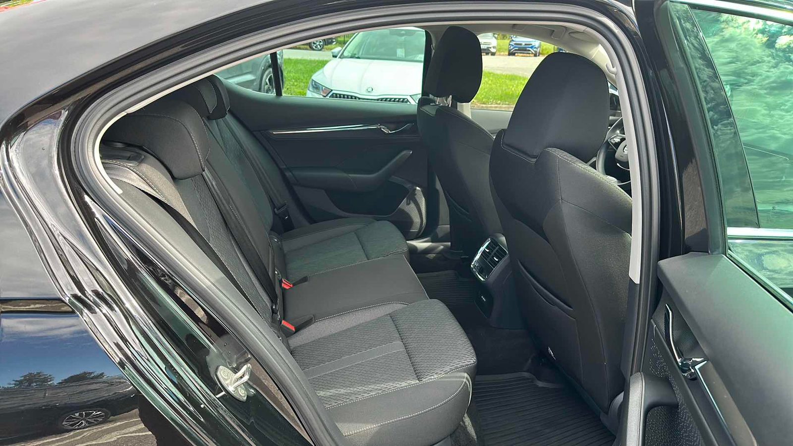 2023 Škoda Octavia — fotografija 10