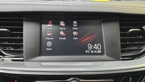 2018 Opel Insignia Sports Tourer — sličica 14