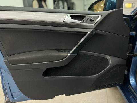 2015 Volkswagen Golf — sličica 5