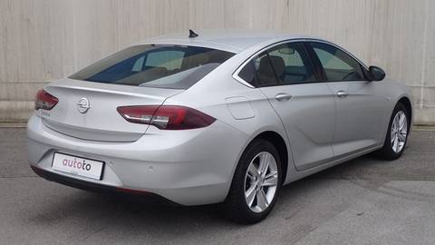 2022 Opel Insignia — sličica 4