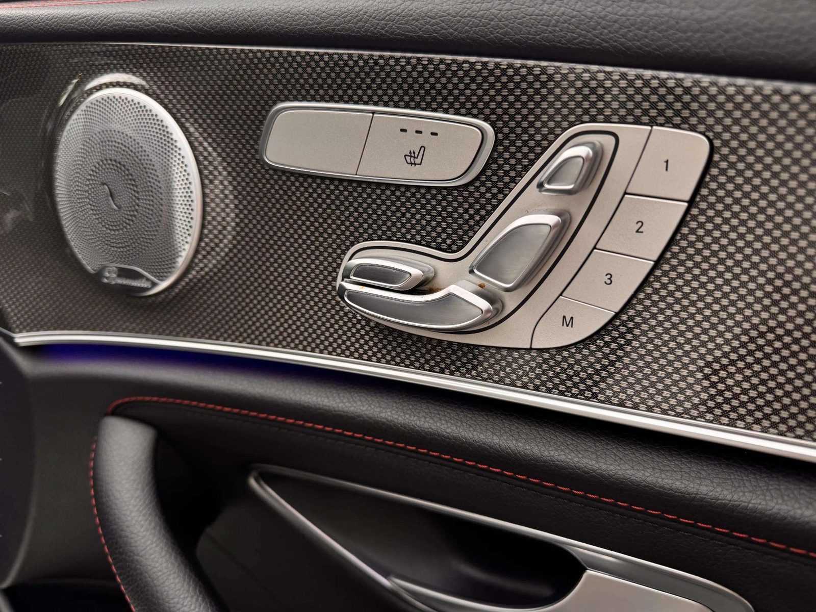 2017 Mercedes-Benz E-klasa — fotografija 24