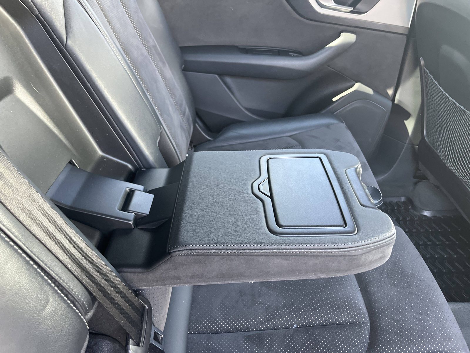 2019 Audi Q7 — fotografija 25