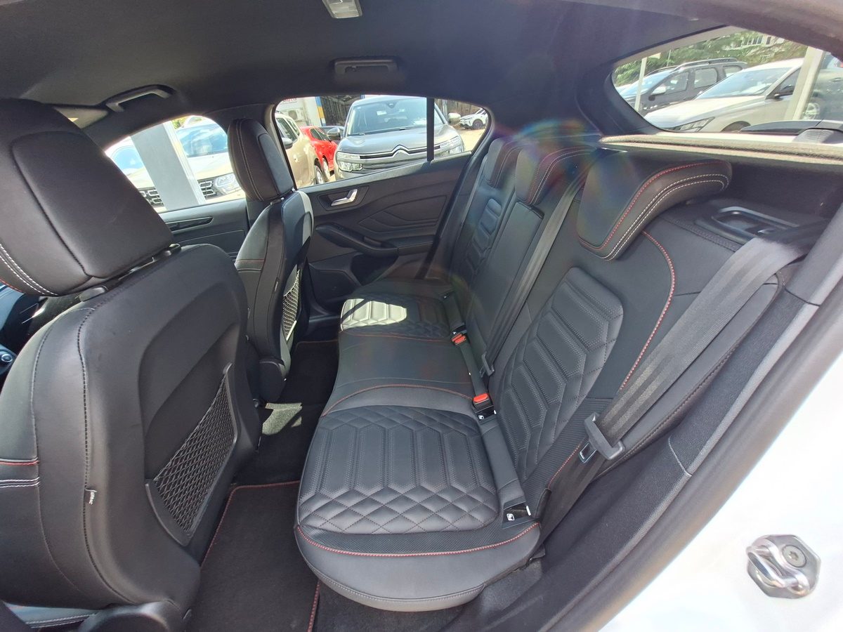 2022 Ford Focus — fotografija 13