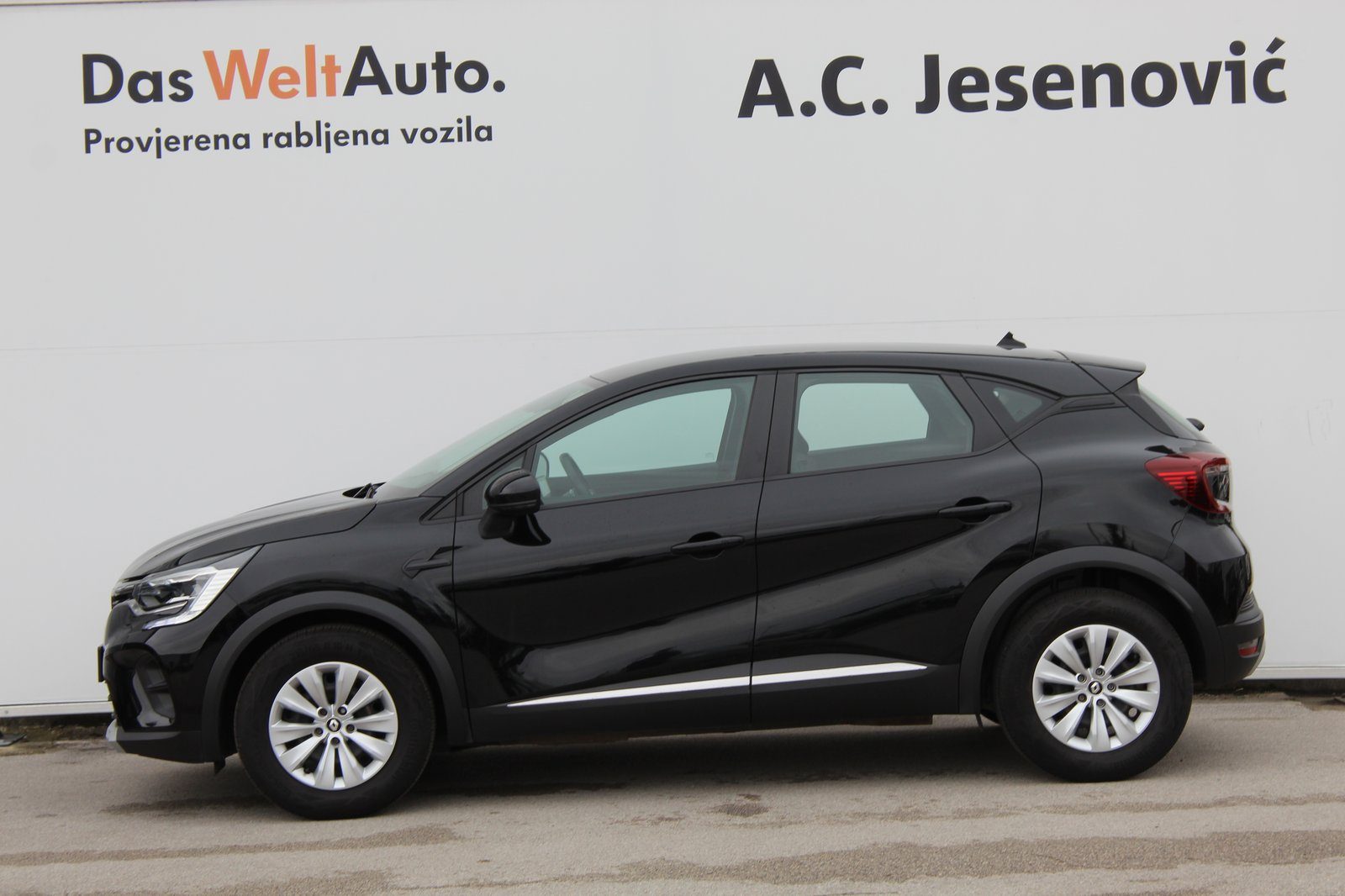 2021 Renault Captur — fotografija 3