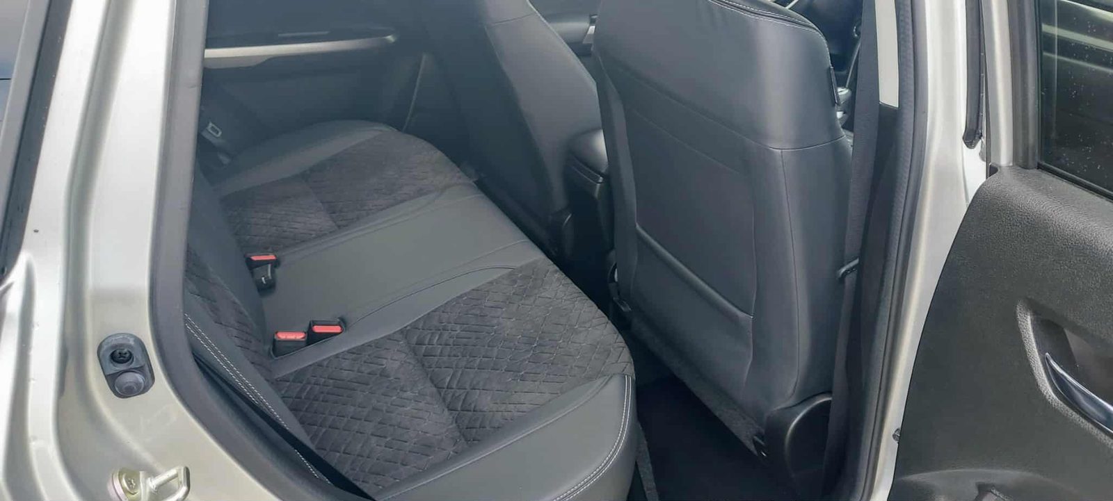 2021 Suzuki Vitara — fotografija 14