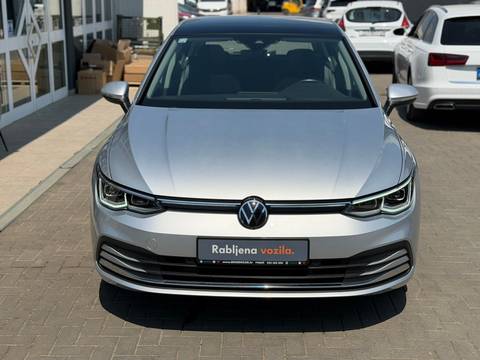 2022 Volkswagen Golf — sličica 21