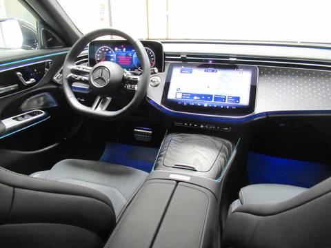 2025 Mercedes-Benz E-klasa AMG Line — sličica 13