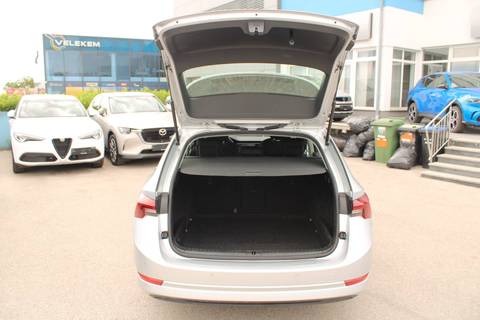 2023 Škoda Octavia Combi — sličica 9