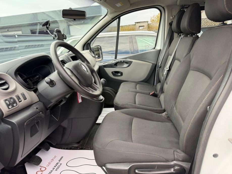 2015 Renault Trafic — fotografija 16