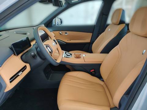 2026 Geely Starray EM-i — sličica 13